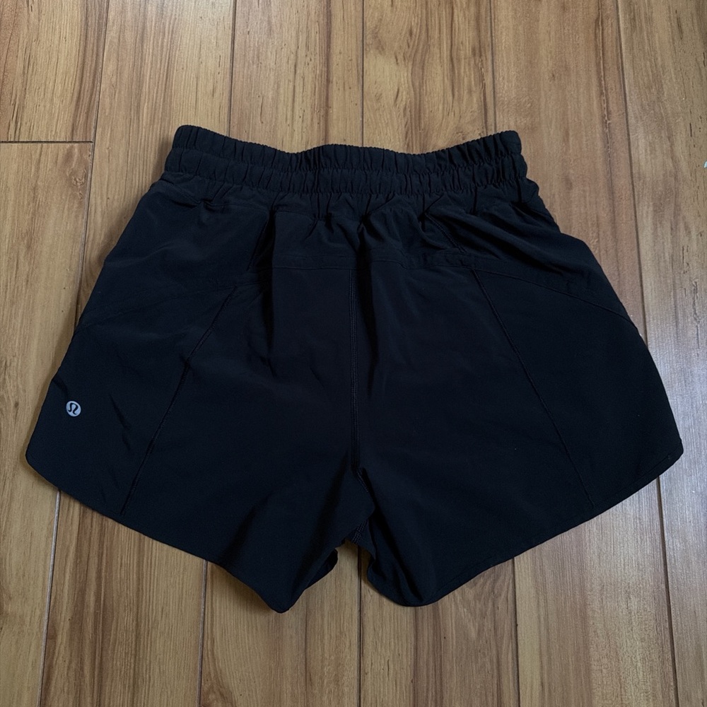 Lululemon Hotty Hot High-Rise Lined Shorts 4”